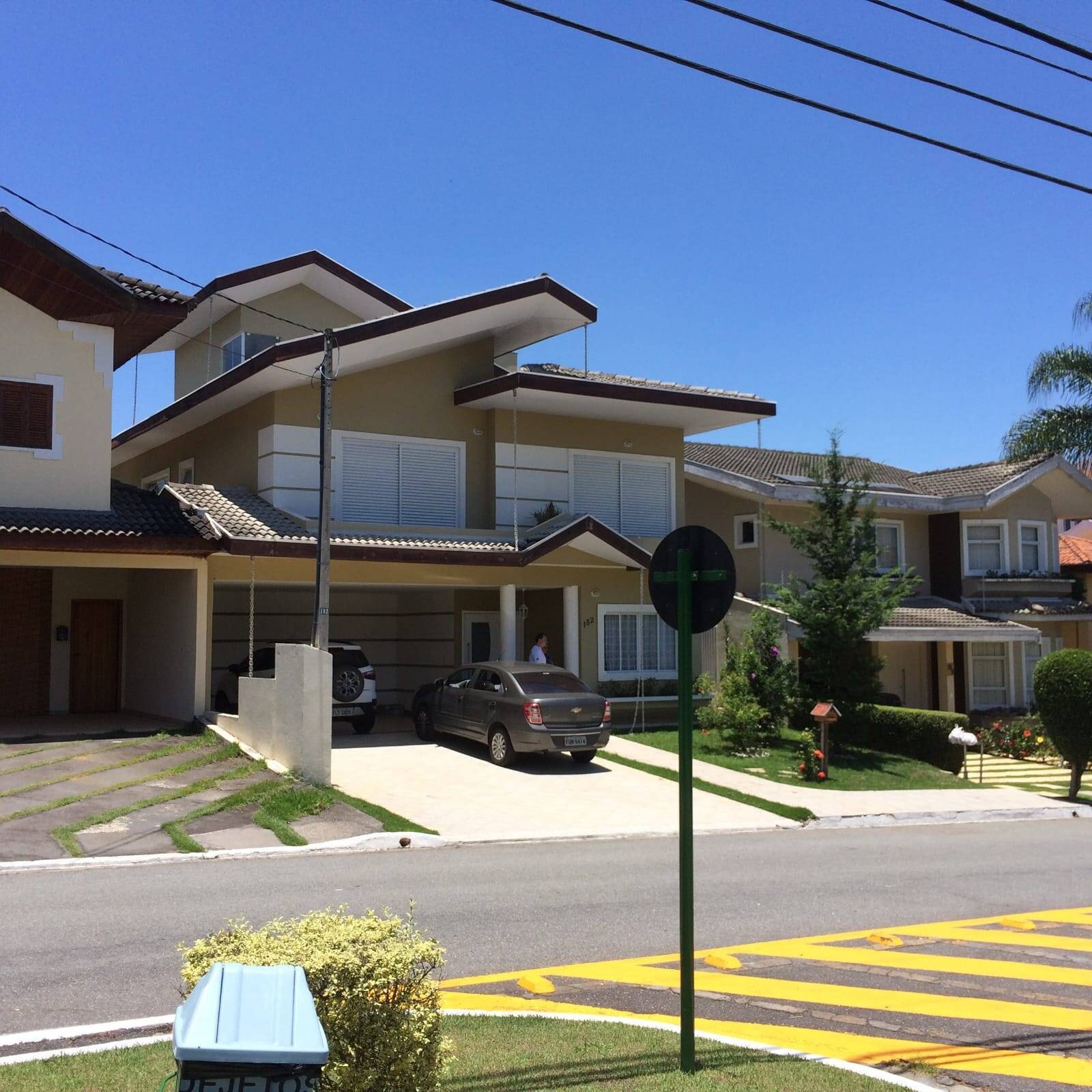 #1508 - Casa em condomínio para Locação em São José dos Campos - SP