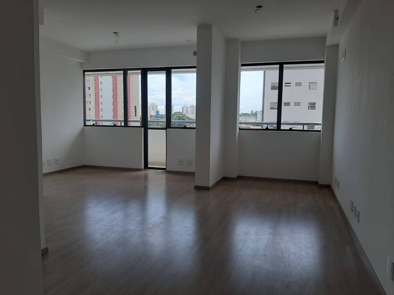 #1593 - Sala para Locação em São José dos Campos - SP