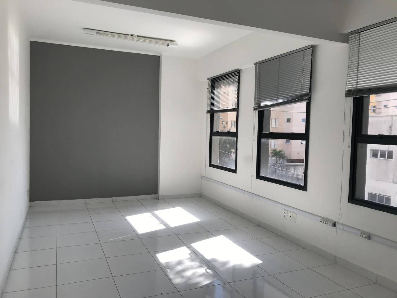 #1641 - Sala para Venda em São José dos Campos - SP