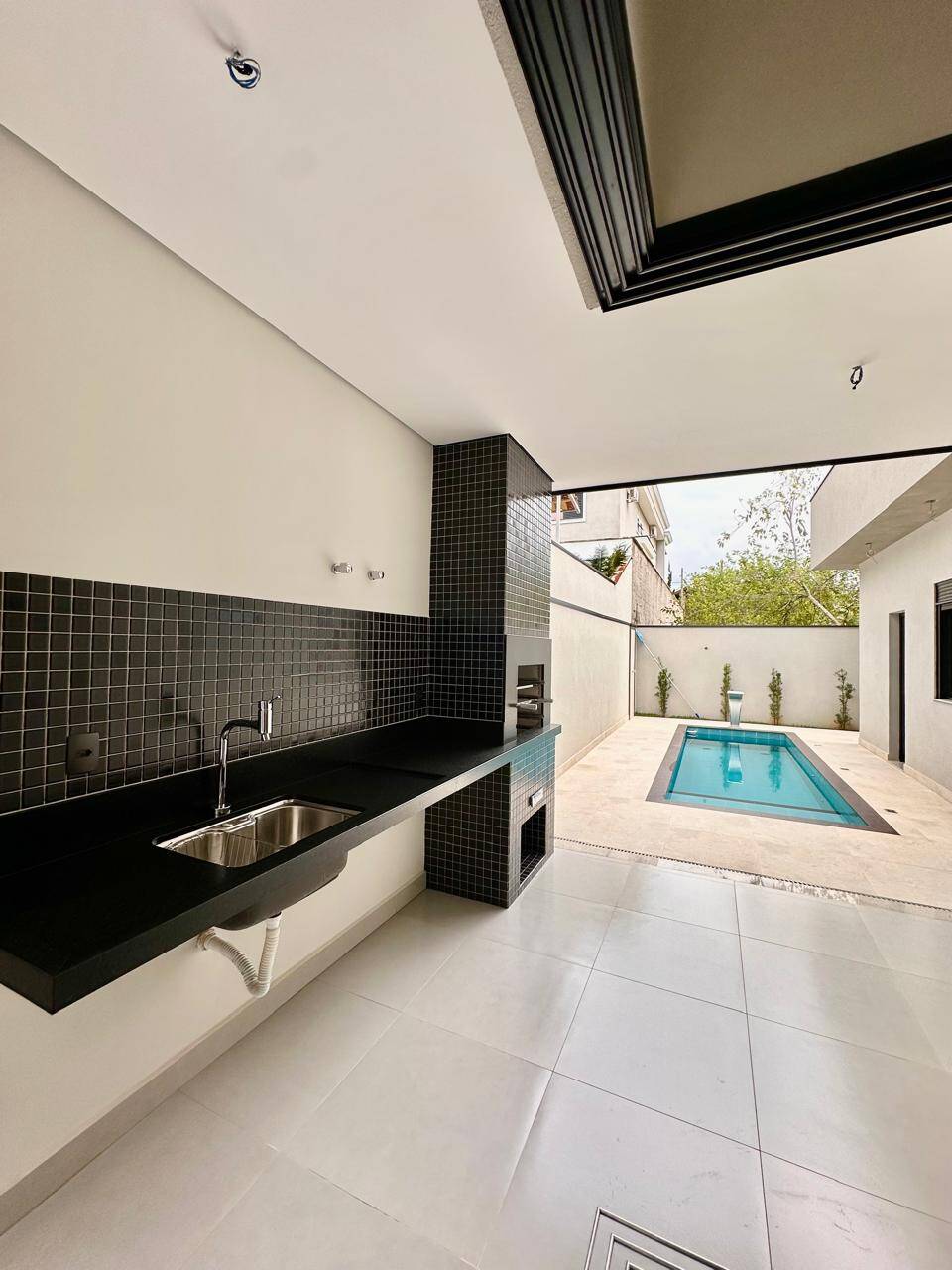 #1653 - Casa em condomínio para Venda em São José dos Campos - SP