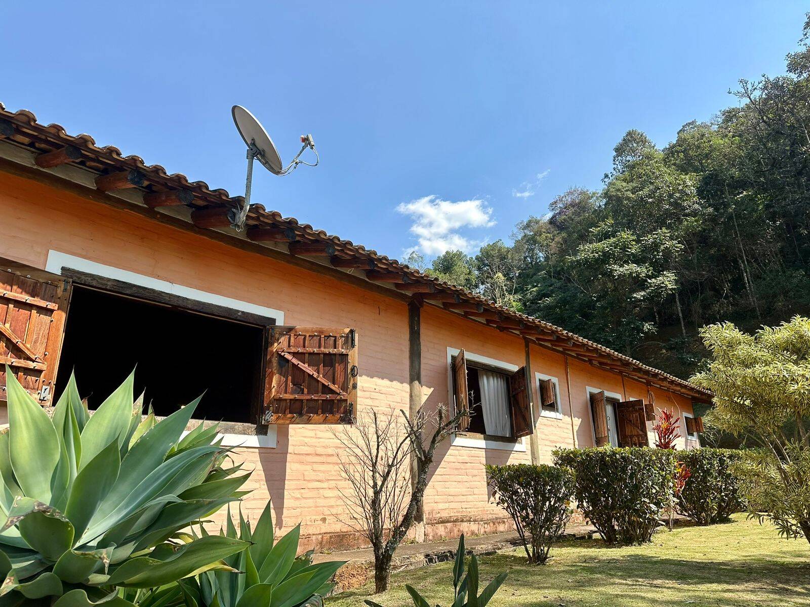 #1723 - Chácara para Venda em São José dos Campos - SP