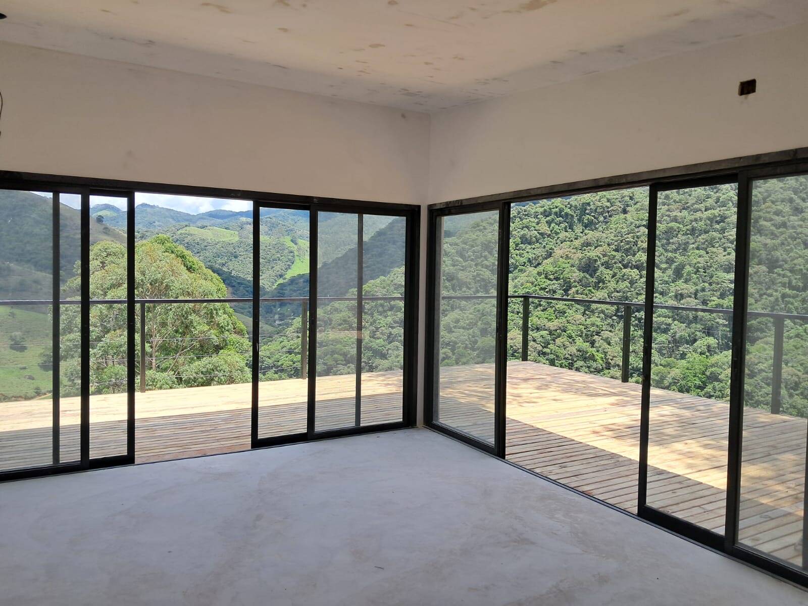 #1786 - Chácara para Venda em São José dos Campos - SP