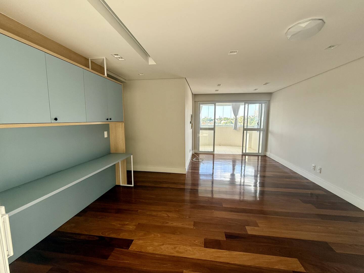 #1821 - Apartamento para Locação em São José dos Campos - SP