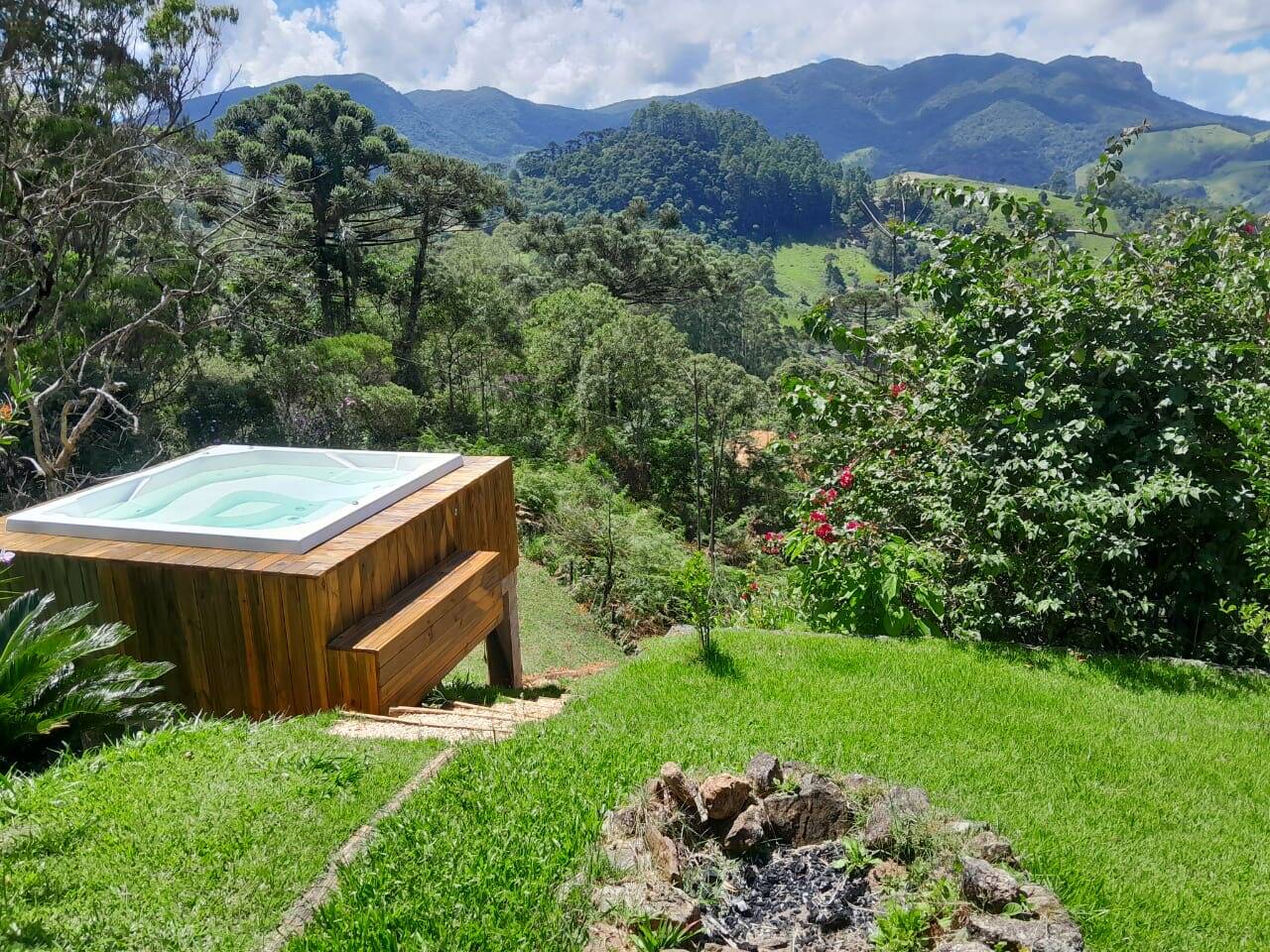 #1868 - Casa para Venda em São José dos Campos - SP
