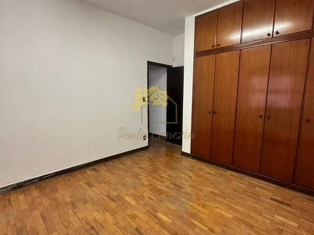 Casa para Venda em São José dos Campos - 2