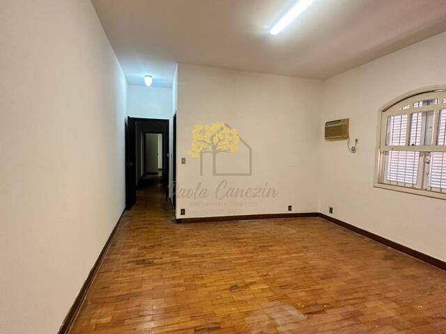 Casa para Venda em São José dos Campos - 4