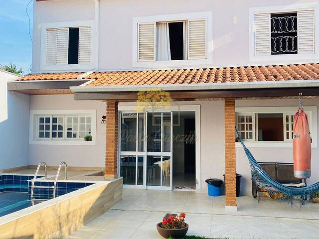 #1417 - Casa para Venda em São José dos Campos - SP