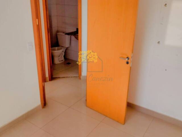 #1714 - Apartamento para Venda em São José dos Campos - SP