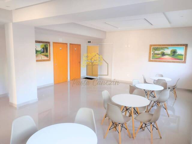 Apartamento para Venda em São José dos Campos - 2