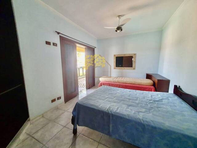 #1759 - Casa para Venda em Itanhaém - SP - 2