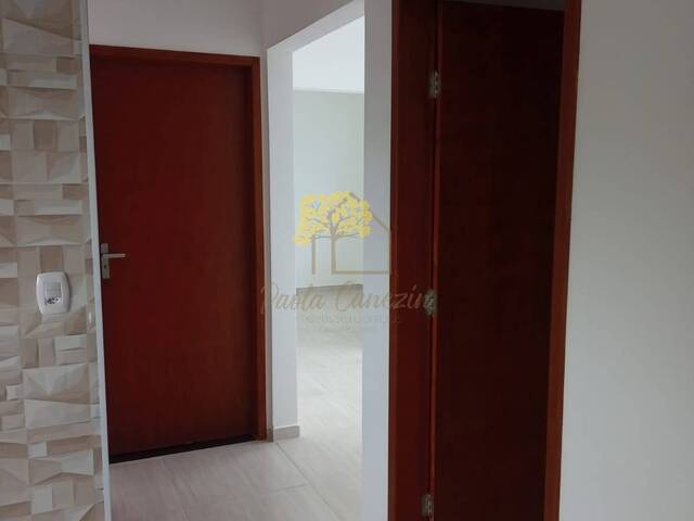 Casa para Venda em São José dos Campos - 5