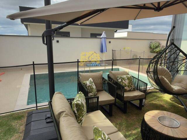 Casa para Venda em São José dos Campos - 3