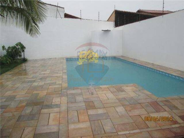 Casa para Venda em Itanhaém - 3