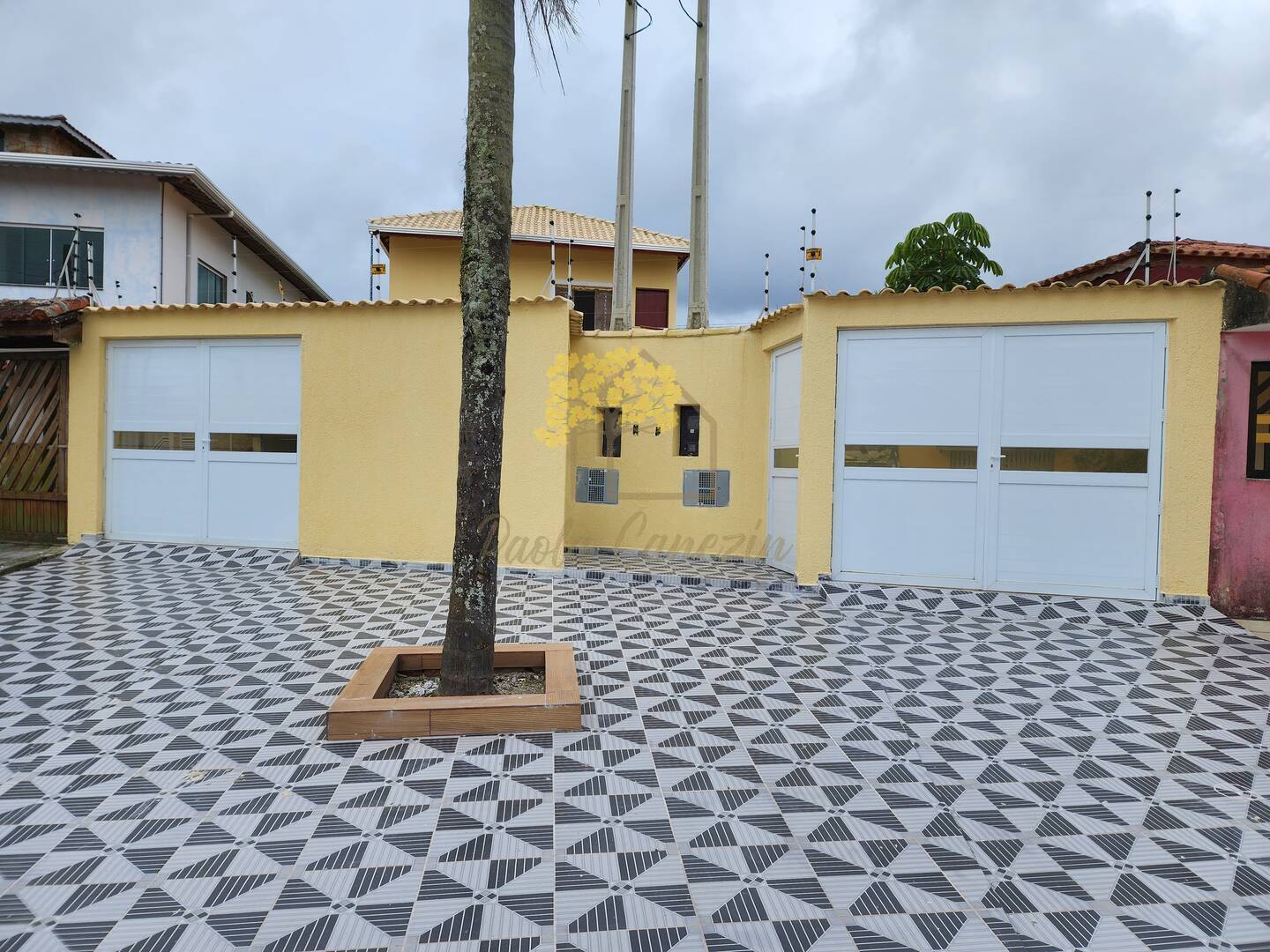 Casa com Piscina - 250 metros da Praia em Itanhaém