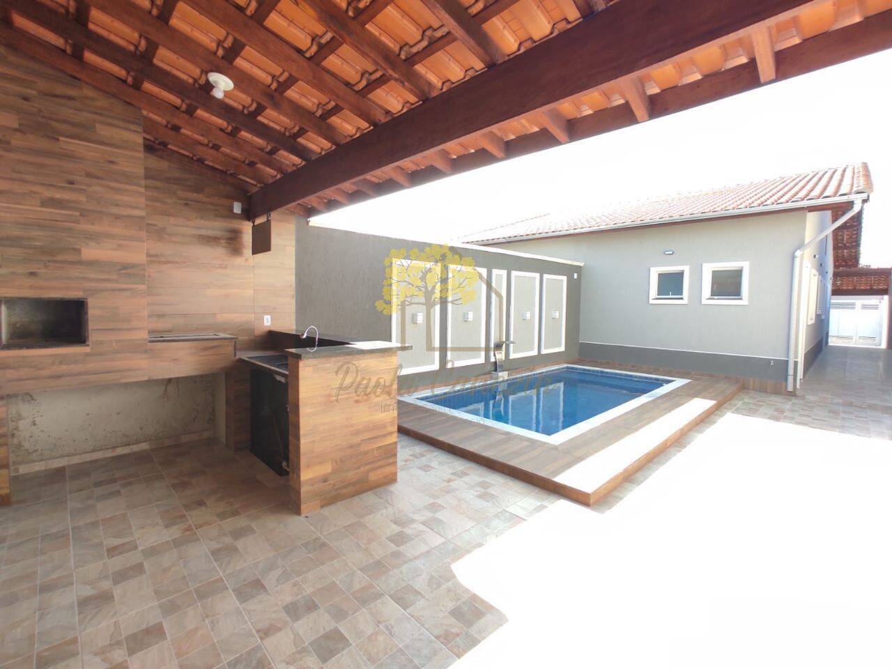 Casa nova com piscina e lado Praia em Itanhaém