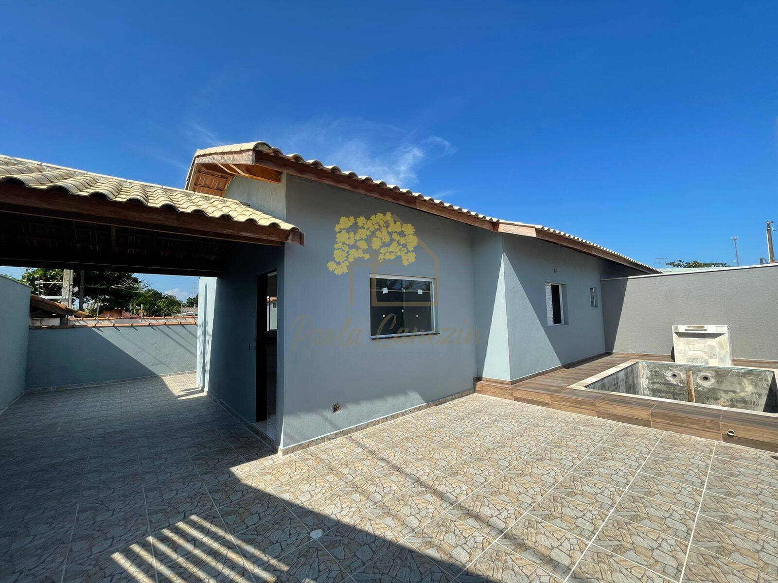 Casa com Piscina e amplo quintal - Lado Praia em Itanhaém