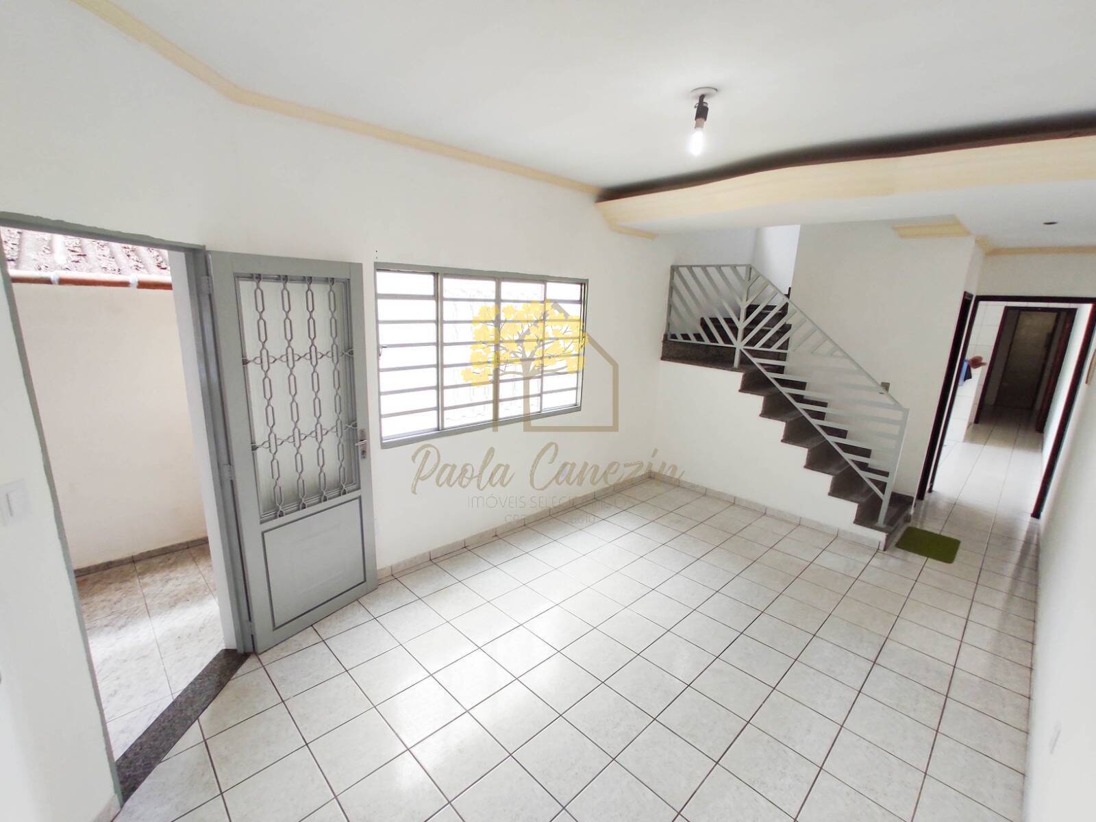 São José dos Campos - sobrado espaçoso.