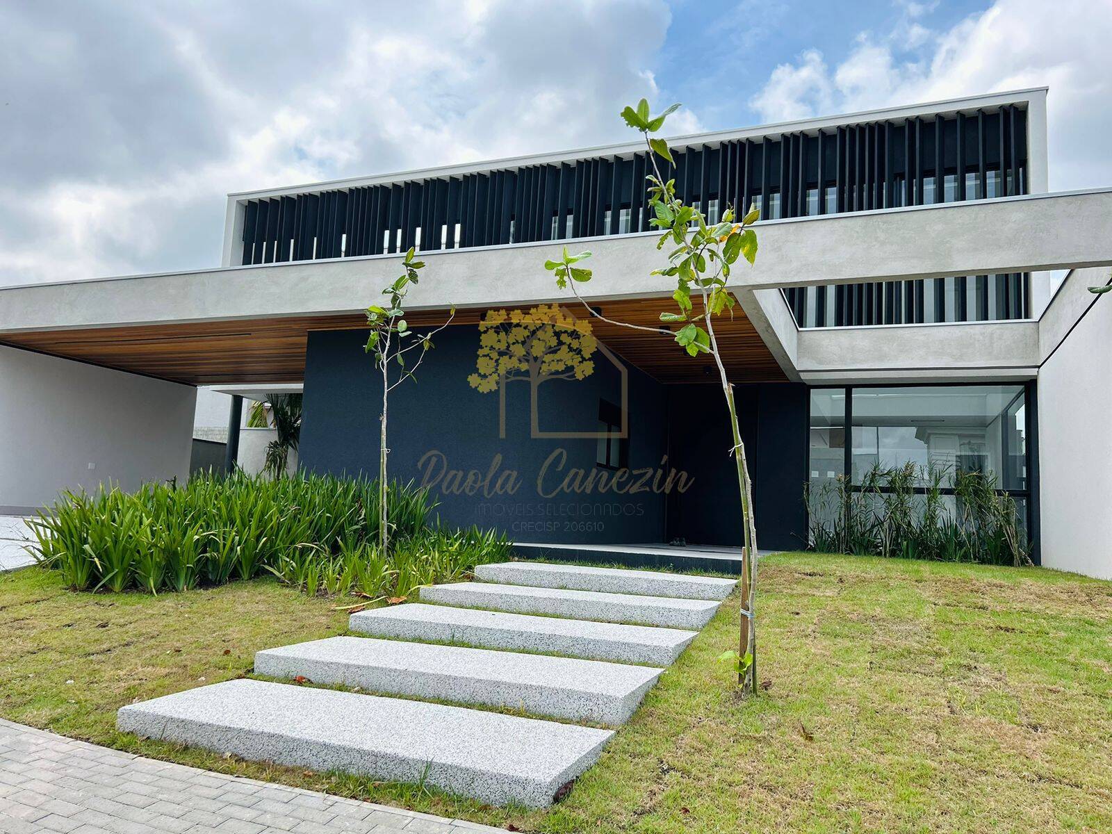 Colinas do Paratehy Norte - 398 m² - 4 suítes - lazer completo