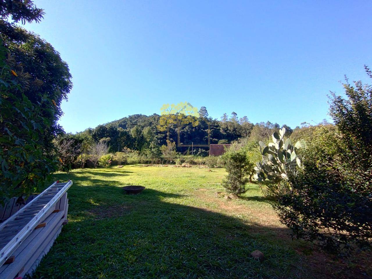 Santo Antonio do Pinhal - área regularizada e pronta para construir.