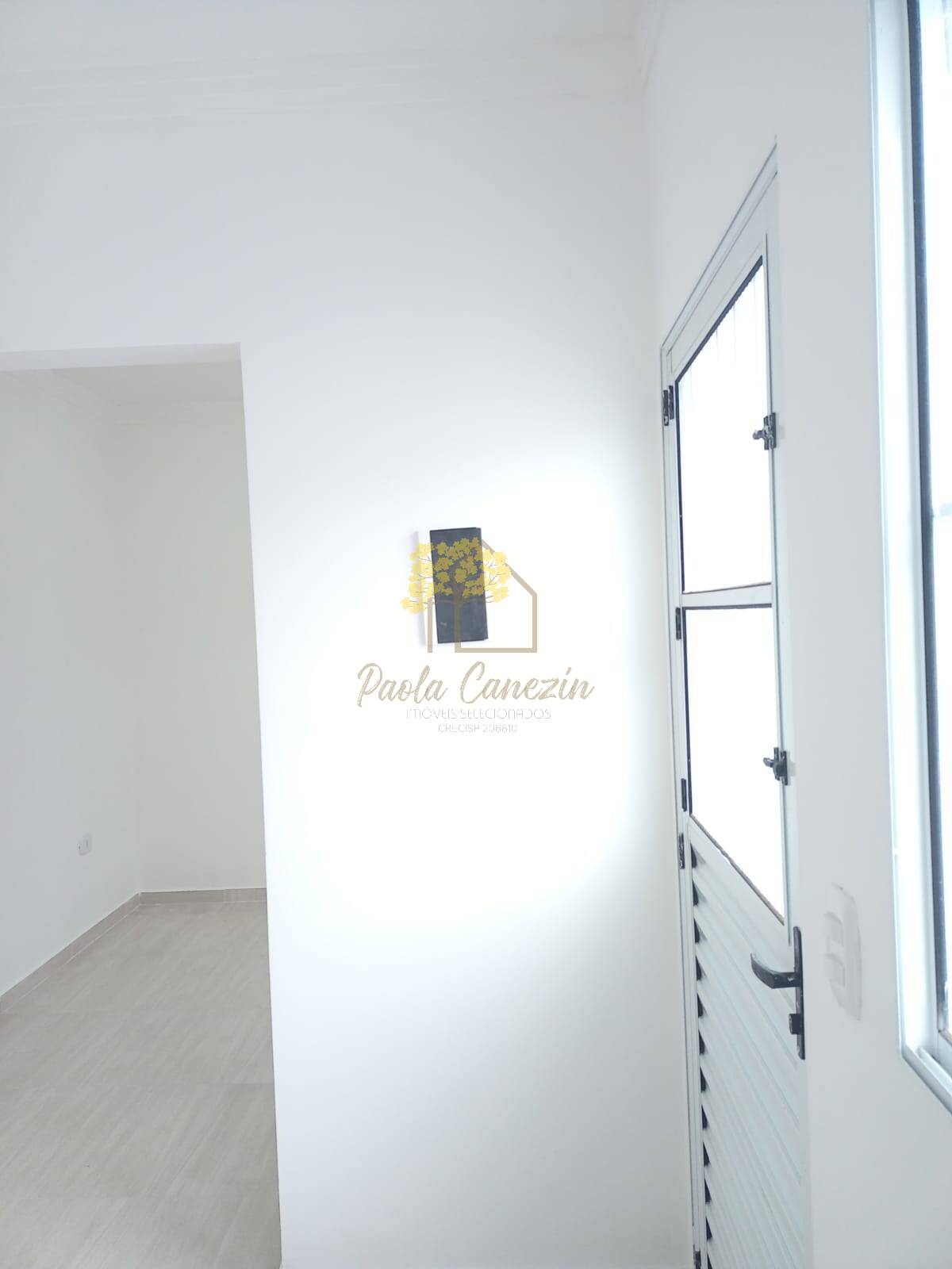 Casa com 3 Dormitórios (1 Suíte) e Amplo Quintal – Santa Rosa (Putim)