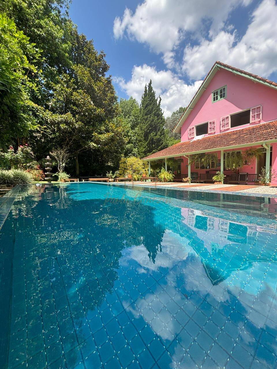 Sitio com cachoeiras - casa sede casa de hospedes e casa de caseiros sauna